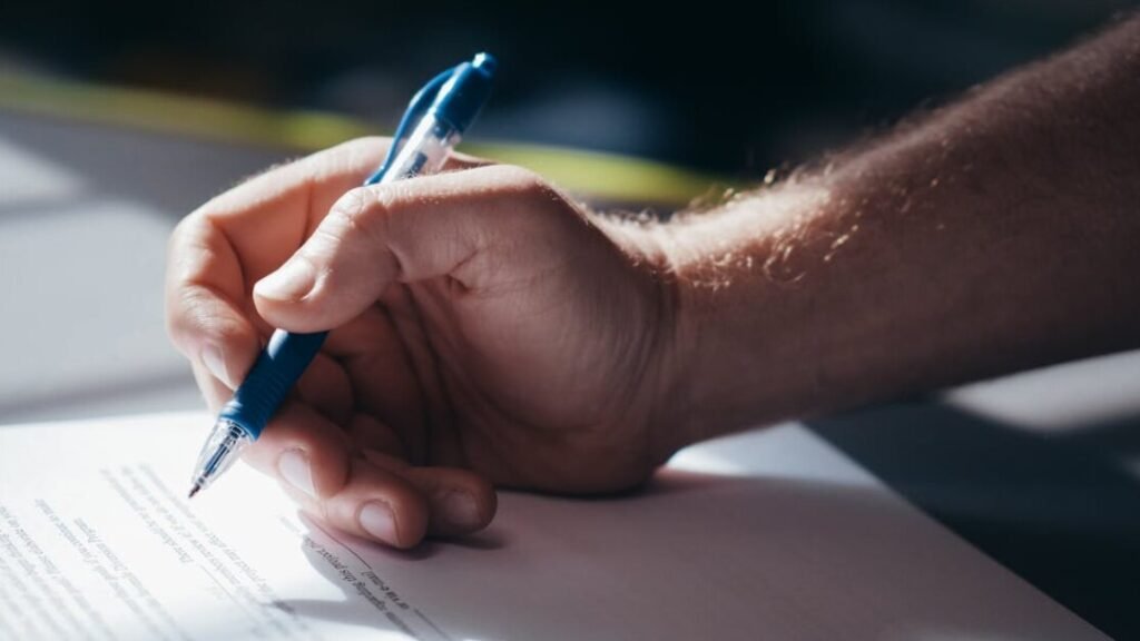 Télécharger le formulaire renouvellement titre de séjour Marseille en PDF gratuit